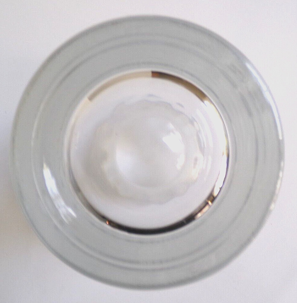 Mikasa Bountiful Handcrafted Frosted Clear Crystal Heavy Vase Cherry Design 6.5”