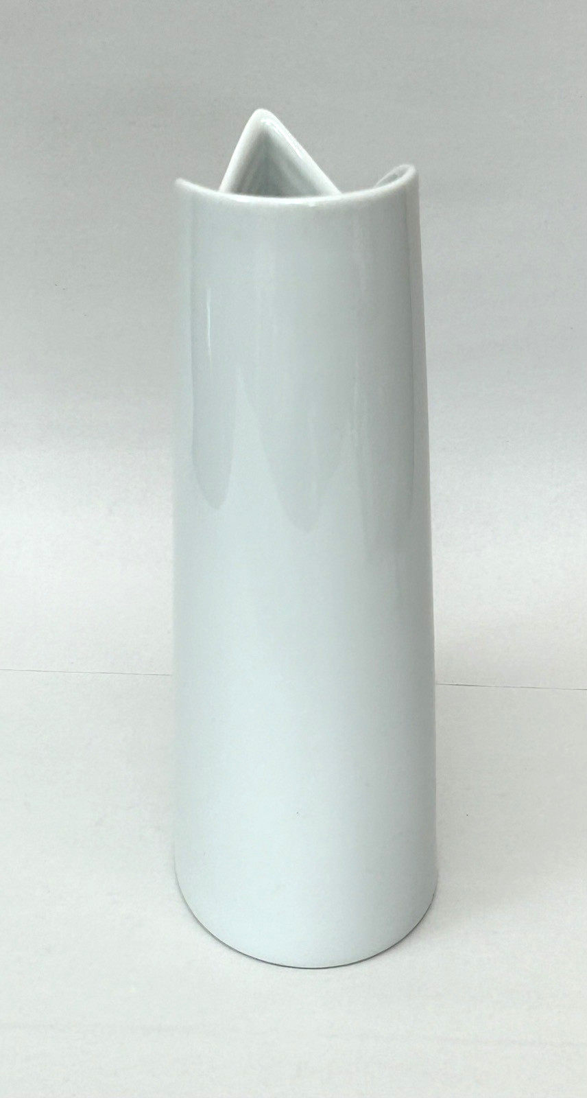 Rosenthal Studio-Line Vase Uta Feyl Design Model 4082/13 White 9″