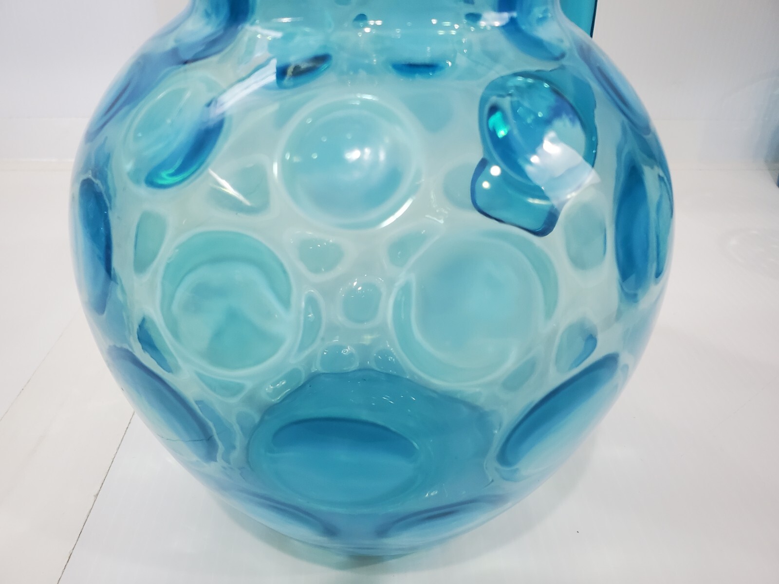 7 PC -OPALESCENT AQUA BLUE WATER COINSPOT RUFFLE TOP PITCHER & 6 GLASSES
