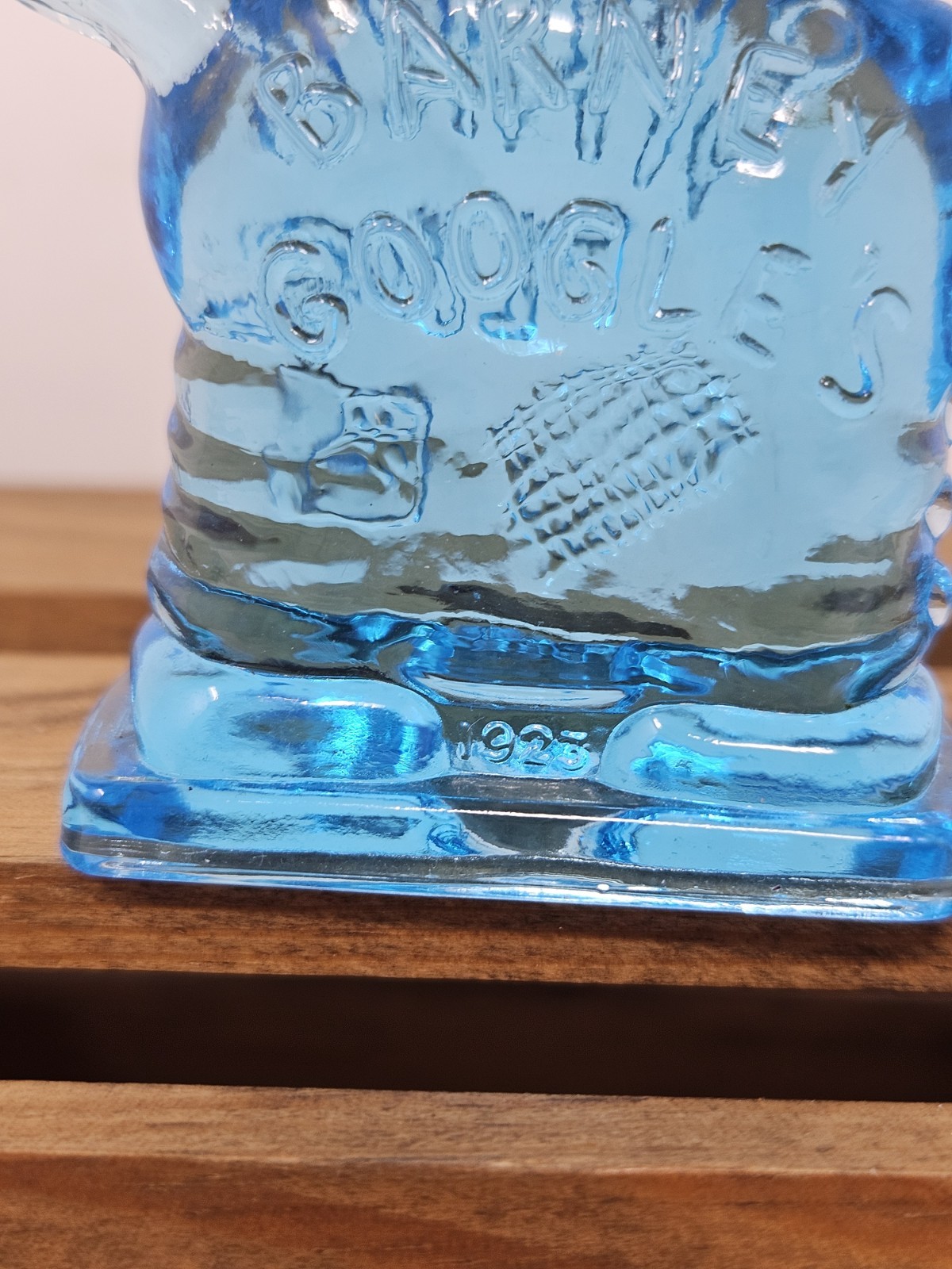 Boyd Art Glass Barney Google’s Spark Plug Selenium Glow