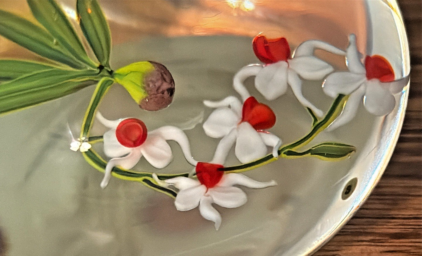 Vintage Paul Stankard Lampwork “S” Cane Simple Floral Paperweight 2-7/8” x 2”