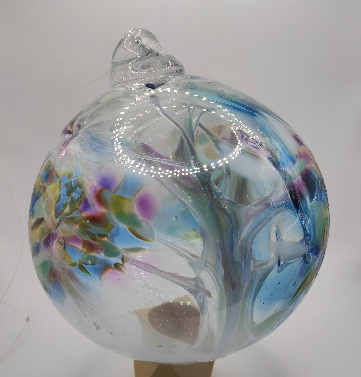KITRAS 6″ Large Art Glass Tree Orb Sphere Ornament Witches Rainbow Gazing Ball