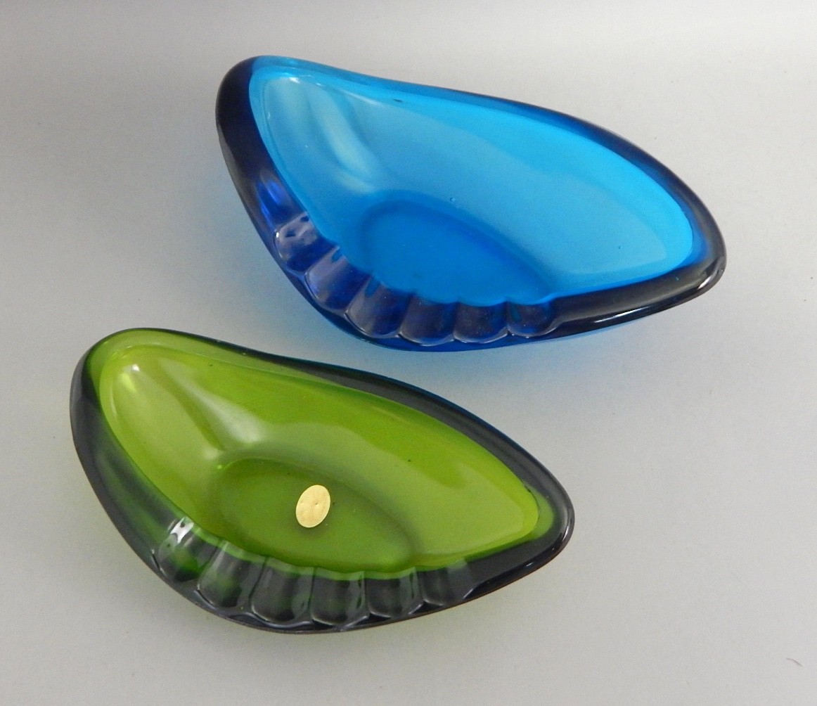 2x Vintage Fayette Mid Century MCM Glass Ashtray Lot Green Blue Large