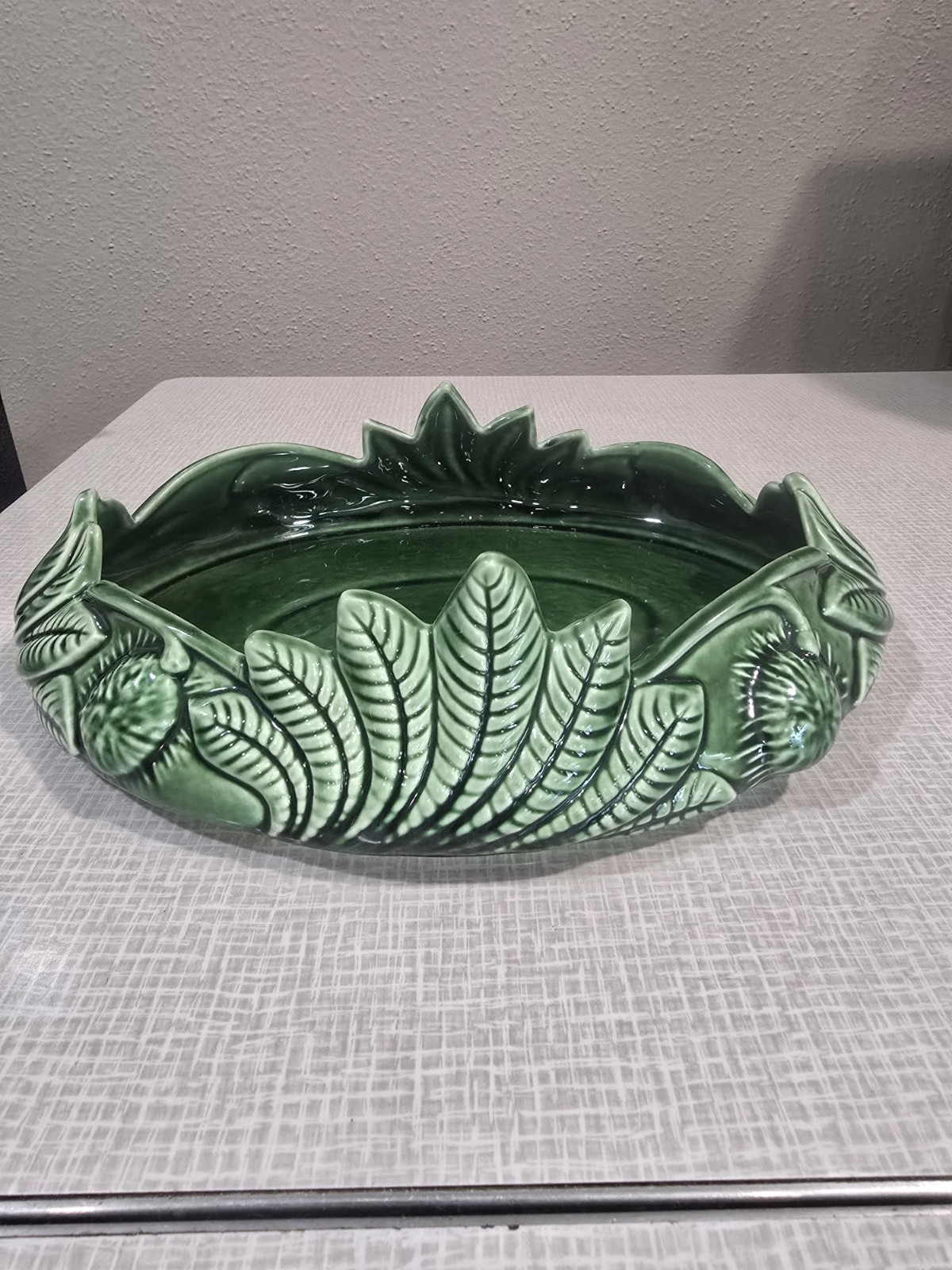 Camark 143 USA Green Leaf Oval Ceramic Art Pottery Planter 10in x 4in