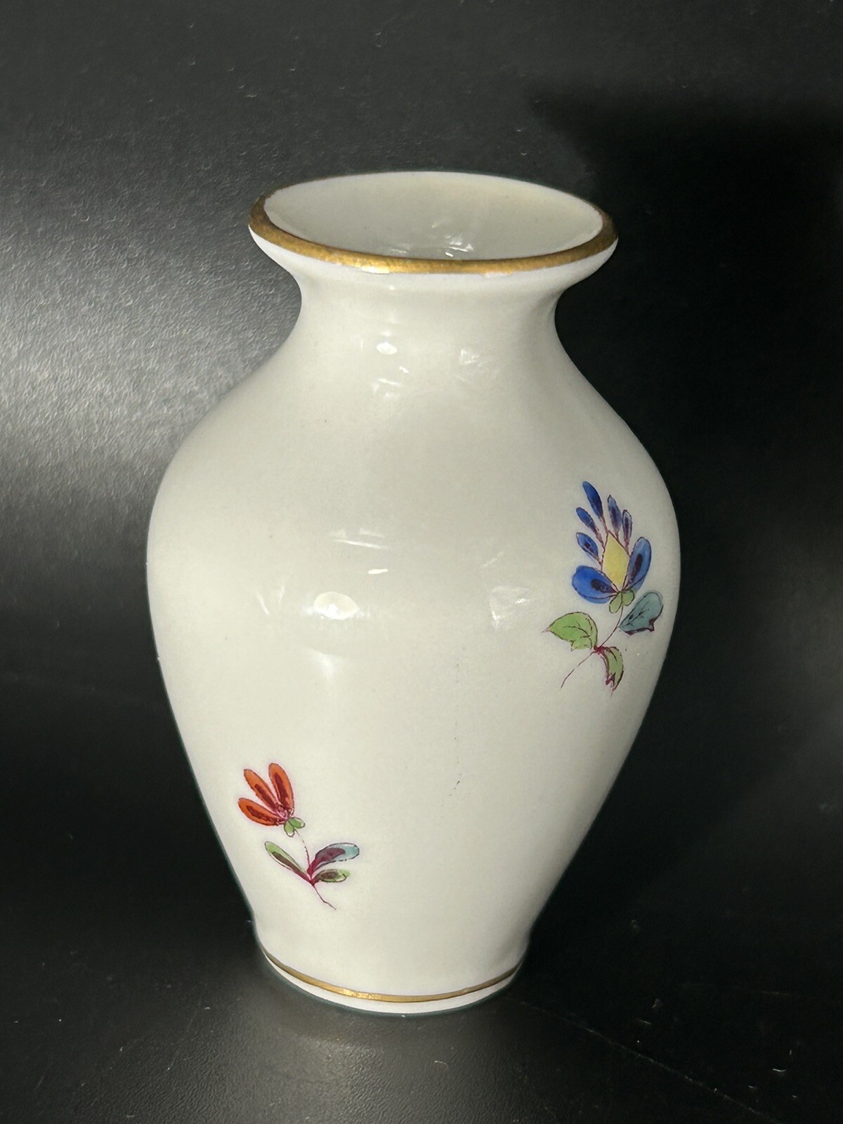HEREND ROTCHILDS Vase 2 1/2 in tall Hand Painted Floral Design Stamped Hungary