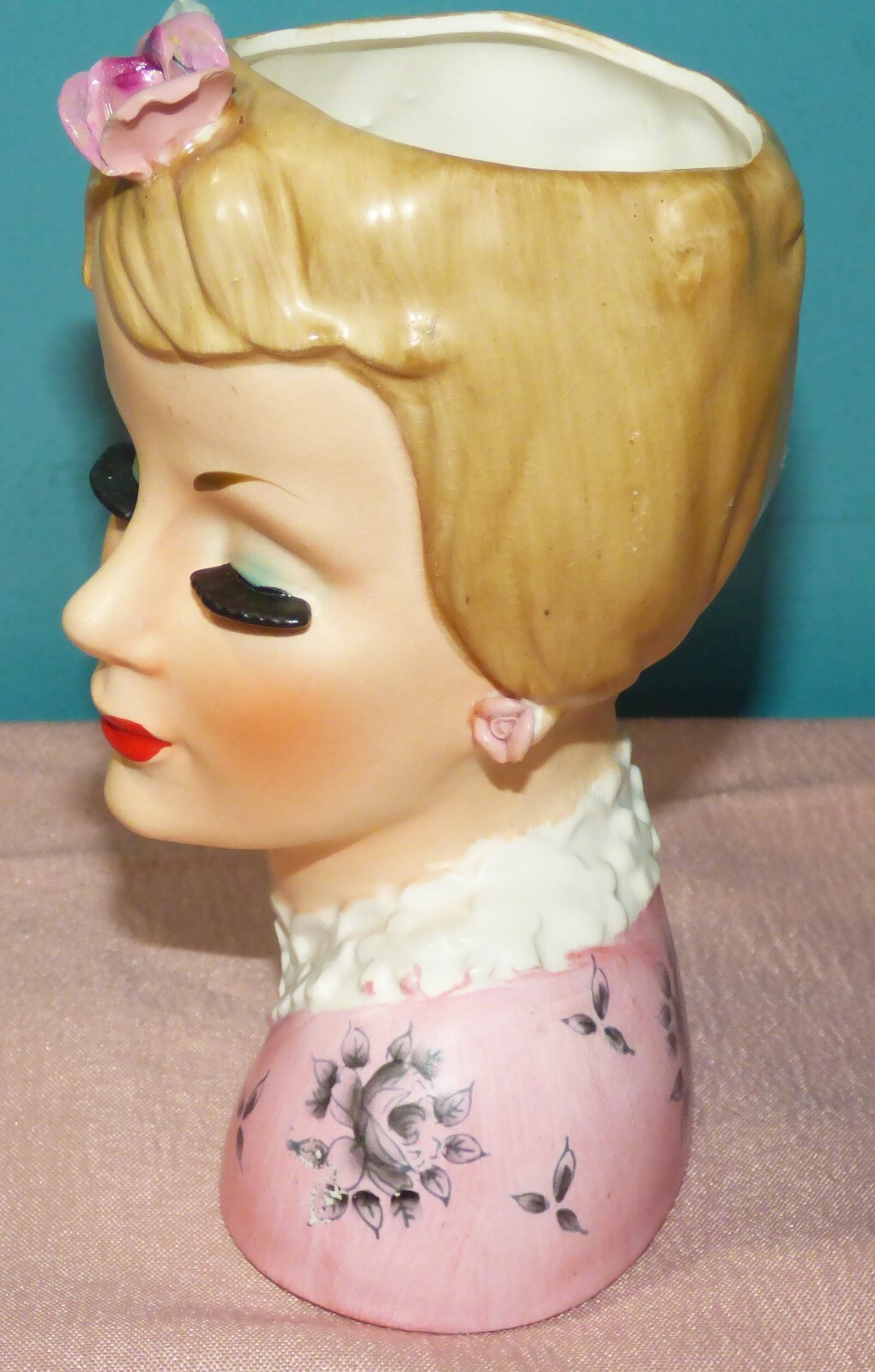 RARE Vintage RELPO Lady Head Vase K937A Long Eyelashes & Earrings