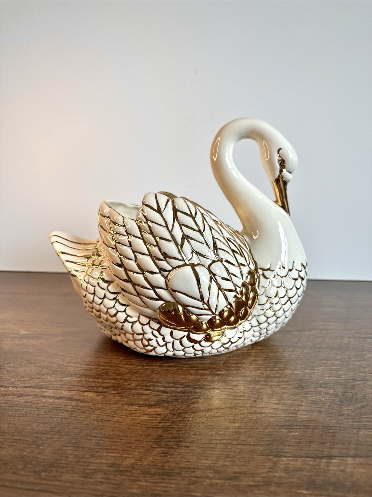 Holland Mold Swan Planter 1978 Cream & Gold Porcelain Pearl Metallic Vase Bowl