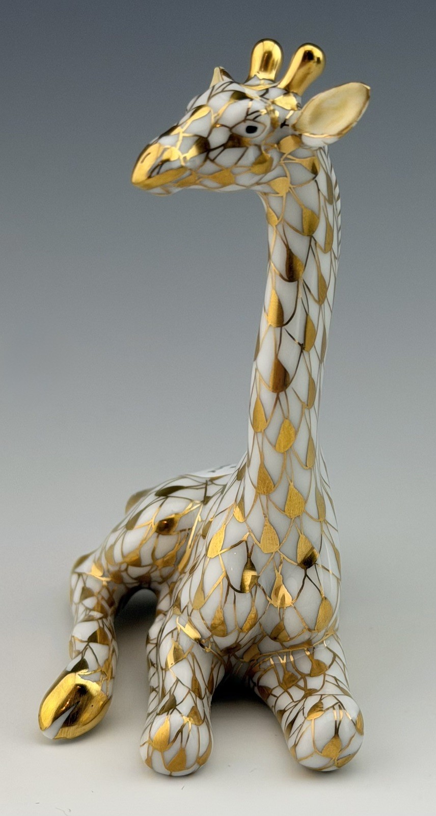🦋 MINT in BOX HEREND Guild Giraffe 24k Gold Fishnet Figurine