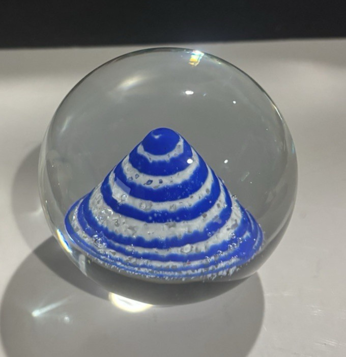 Art Glass Paperweight Lot -egg shape – pyramid and more set of 5