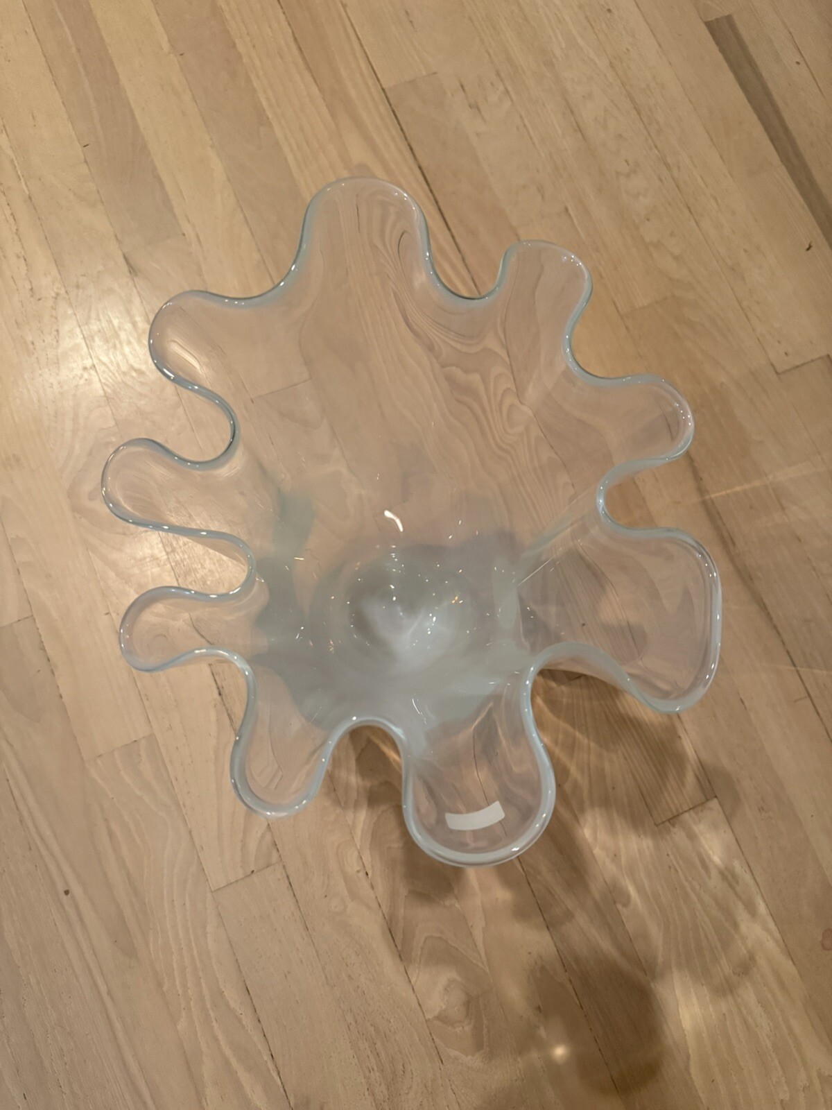 Alicja Of Poland Opalescent Handkerchief Ruffled Vase