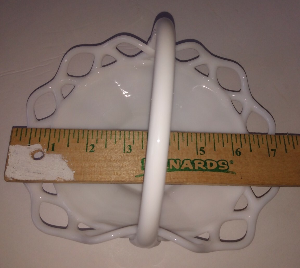 Vintage White Milk Glass Laced Edge Bridal Basket Unmarked Beautiful & Elegant