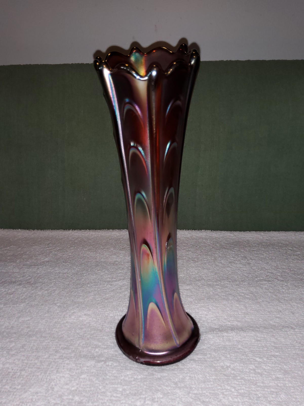 Vintage Dugan Amethyst Pulled Loop Carnival Glass Vase