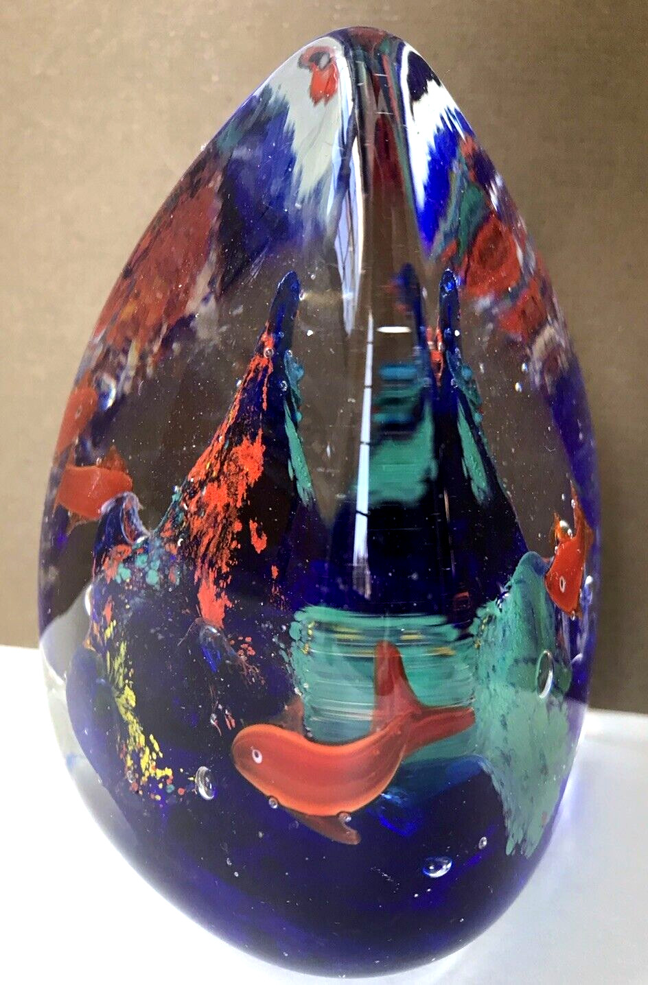 Hand Blown Glass Paperweight Ocean Fish Water Tear Drop Tropical Aquarium 4.5″