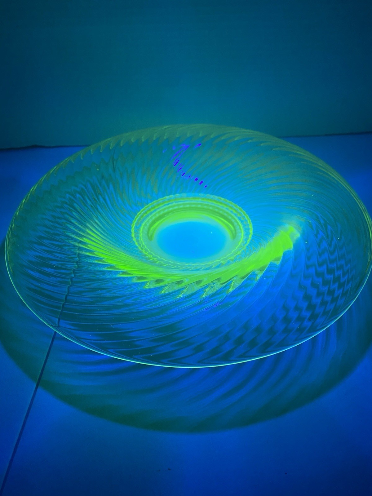 Vintage Uranium Glass Swirl Glows Under Blacklight