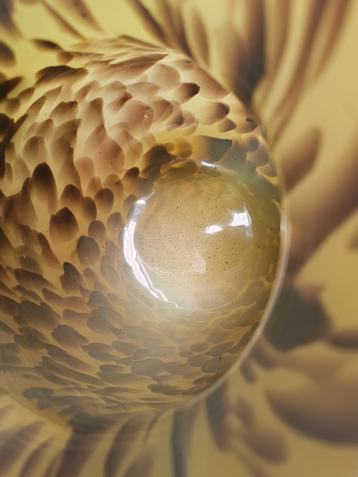 Large Tortoise Shell Hand Blown Glass Flower Vase 7.75″ Dia x 20.75″ H