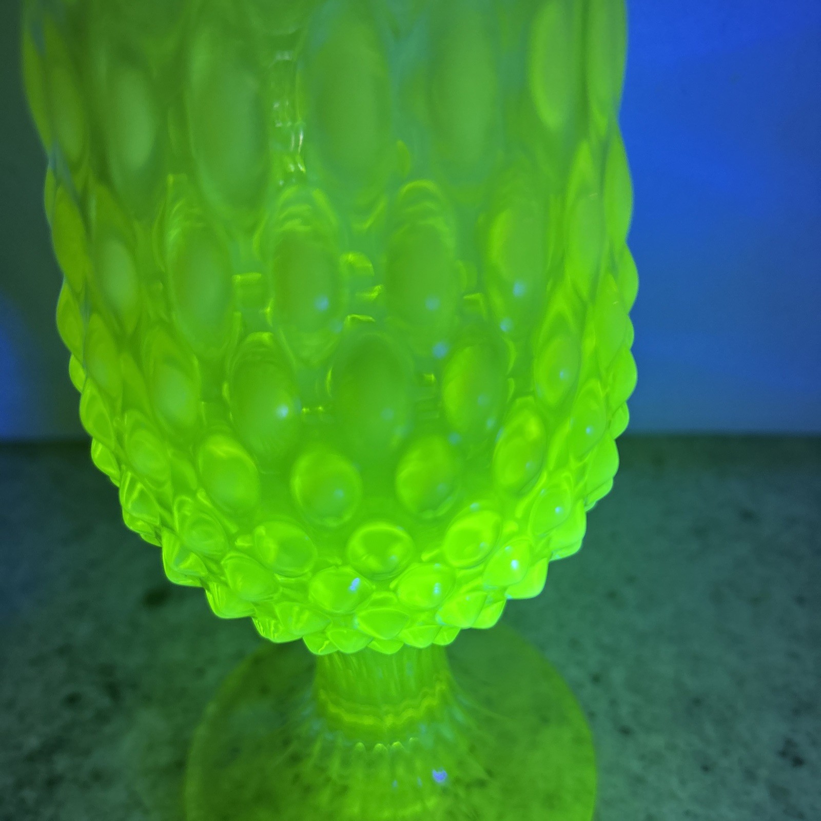 Beautiful Fenton Art Glass Uranium Green Opalescent Hobnail Swung Vase 13”-H