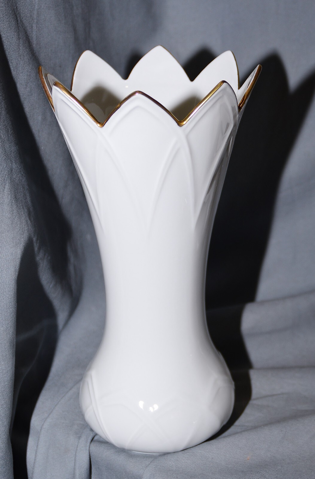 Vase Highest, White Gold, 26 cm, in the original box