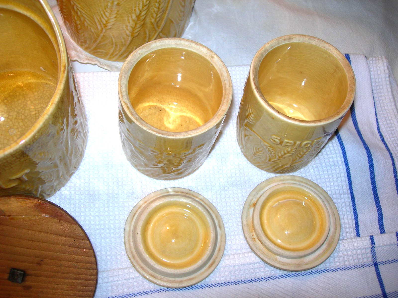 Antique Hull Pottery 9 pc Cannister Set Wheat Design RARE