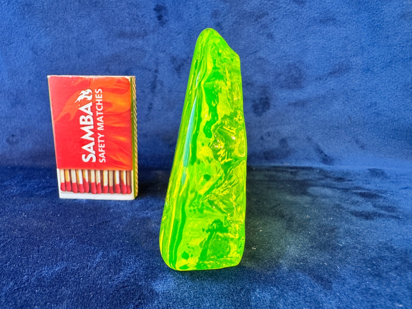 Uranium Glass Kangaroo Solid Paperweight in Vaseline Czech New Glows Green