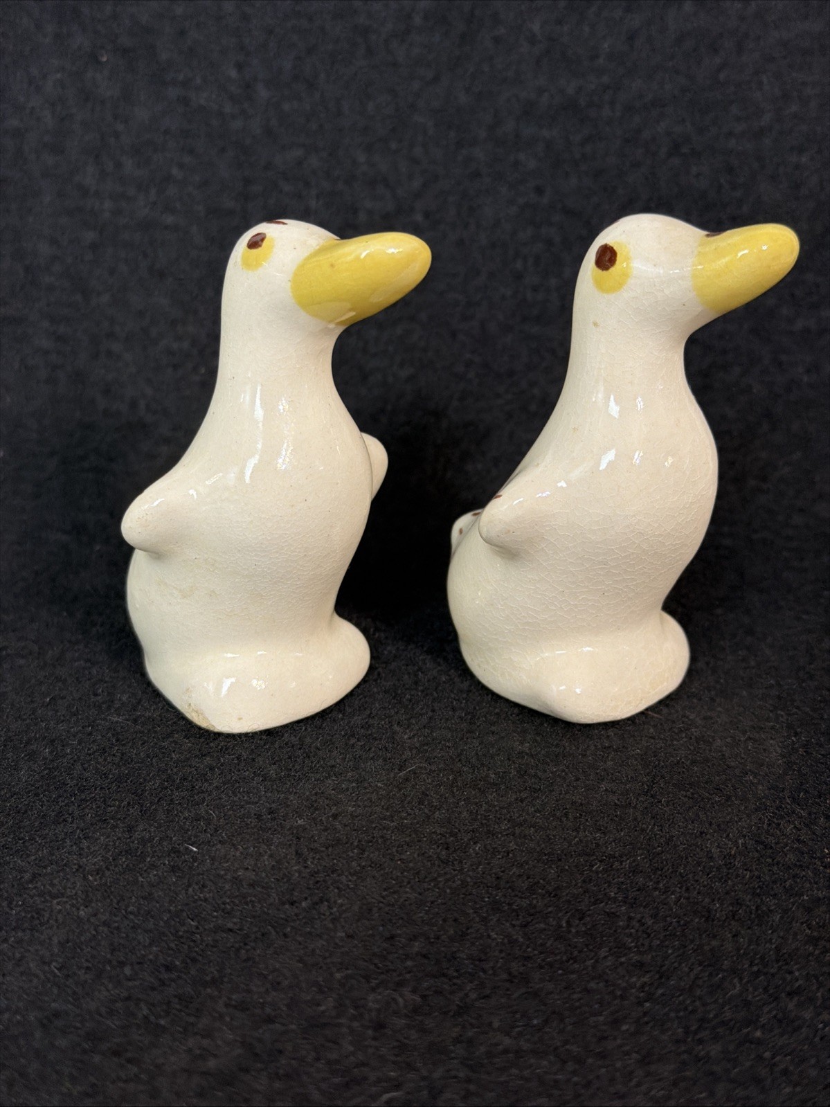 2 Vintage 3″ Rio Hondo Pottery Beak Up Duck Figurines CUTE! Miniature Ceramic