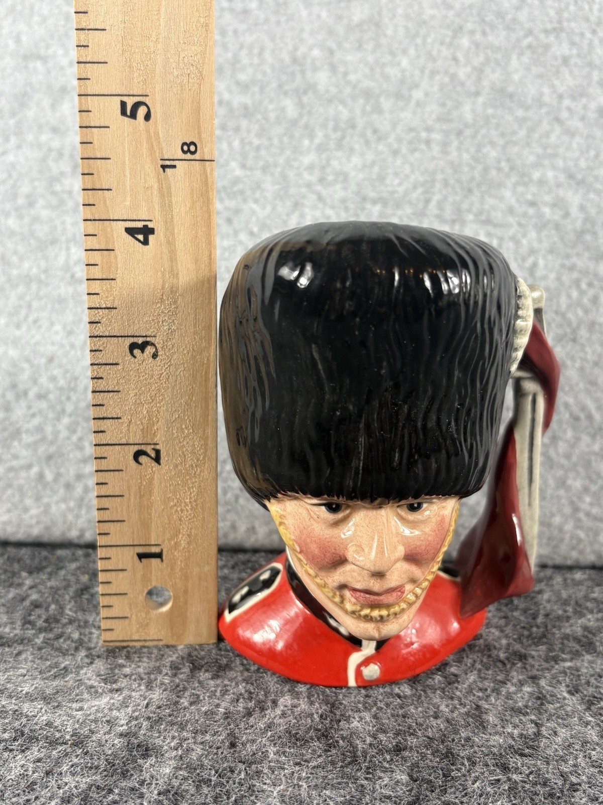 Royal Doulton Porcelain The Guardsman Small Character Jug, Shot – D6771 4″ Tall