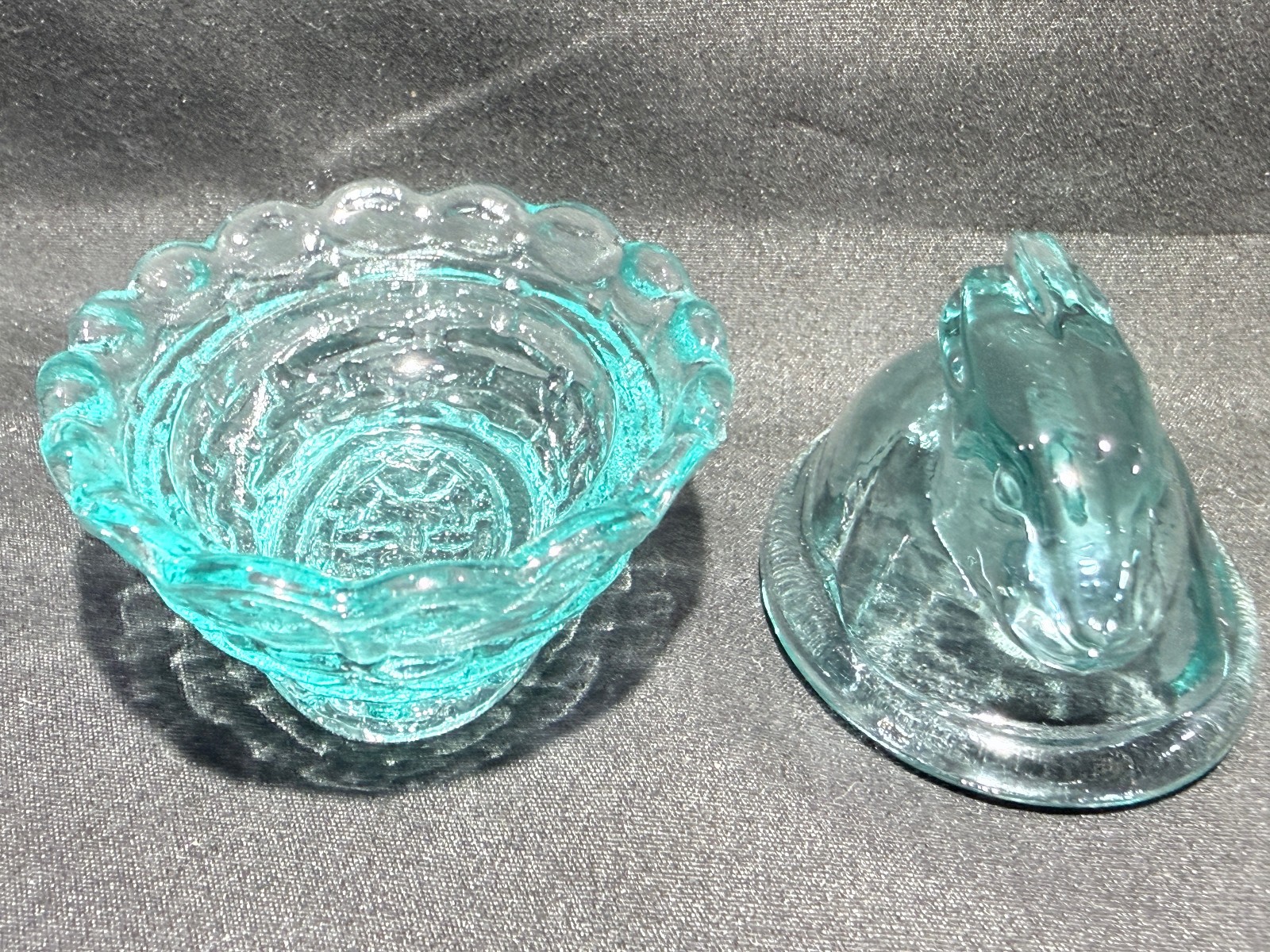 Teal green Vaseline Uranium glass Bunny rabbit on nest basket Easter salt cellar