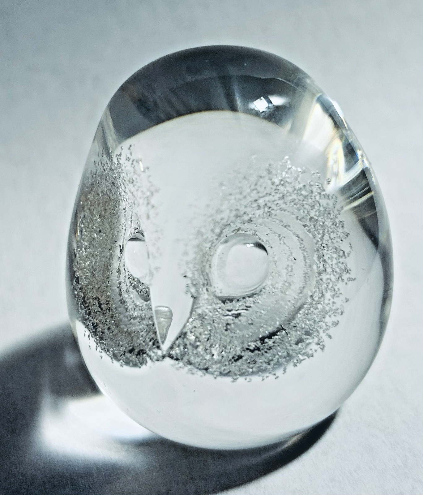 MATS JONASSON Crystal OWL Etched Eye Detail Figurine Signed – Paperweight