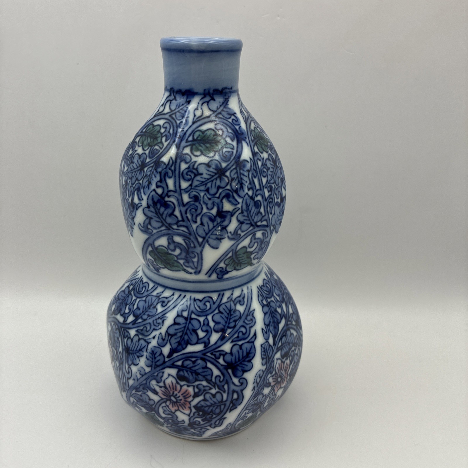 Japan Blue N White VTG Hour Glass Porcelain Bud Vase