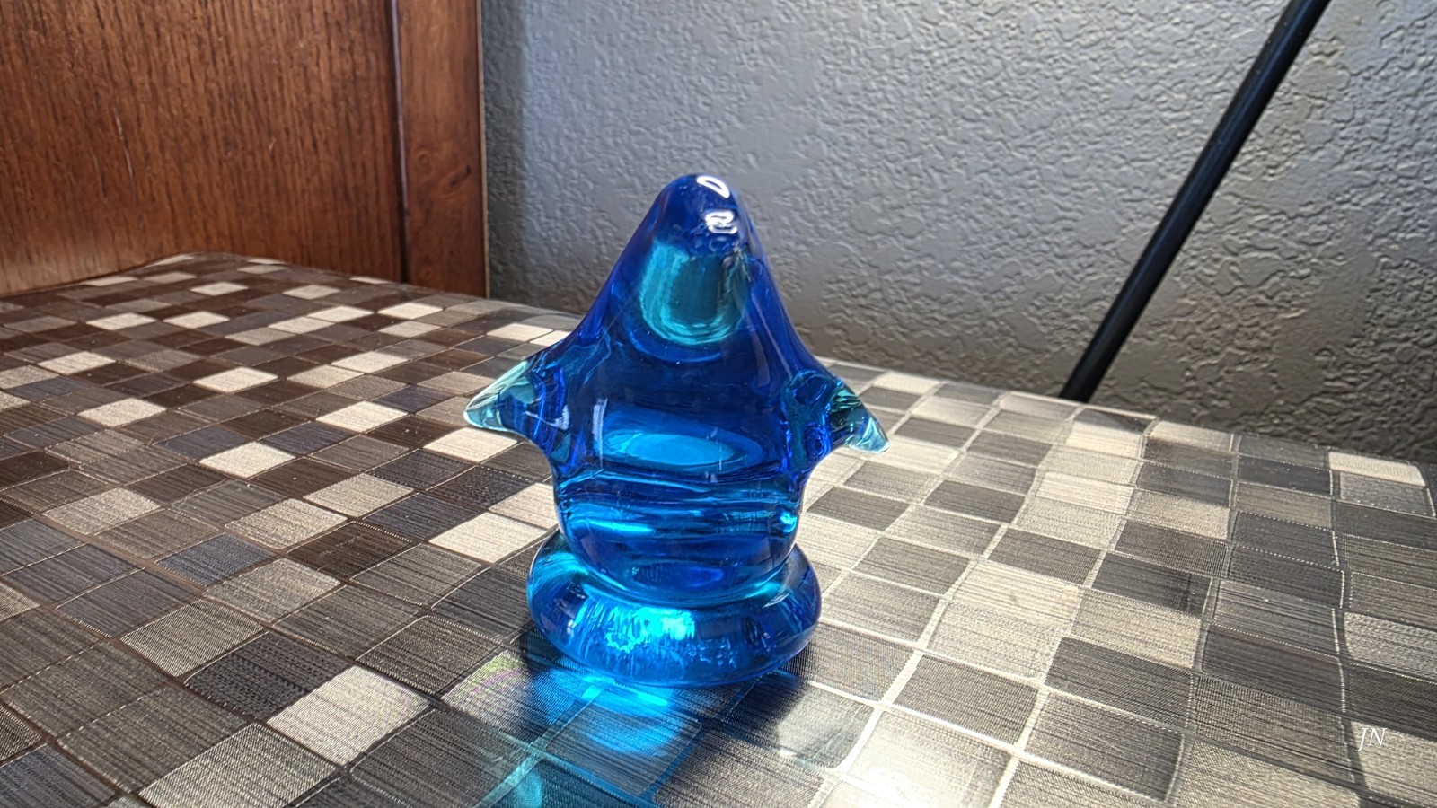 Leo Ward Est. Terra Studios Glass Penguin Very Rare with Sticker!