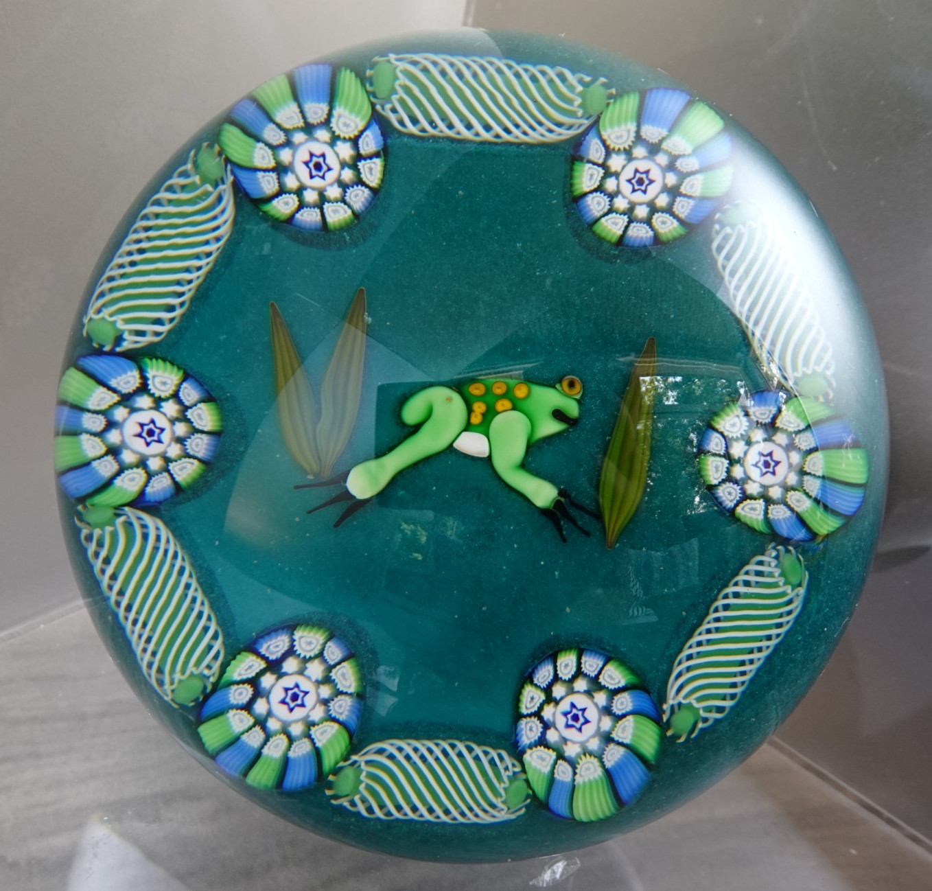 LMT ED #23/25 John Deacons William Manson Frog Millefiori Paperweight 2006