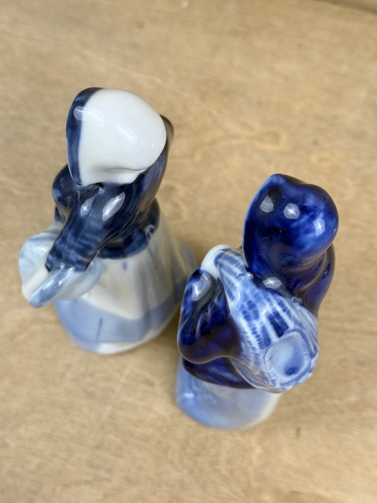 Set 2 (Pair) Vintage Delft Style Dutch Figurines-Blue & White Porcelain Japan