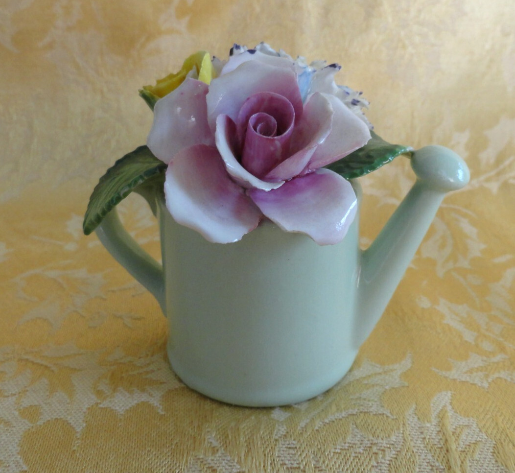Pair of Radnor Fine Bone China England Flowers Pot and Cup Shape Baskets