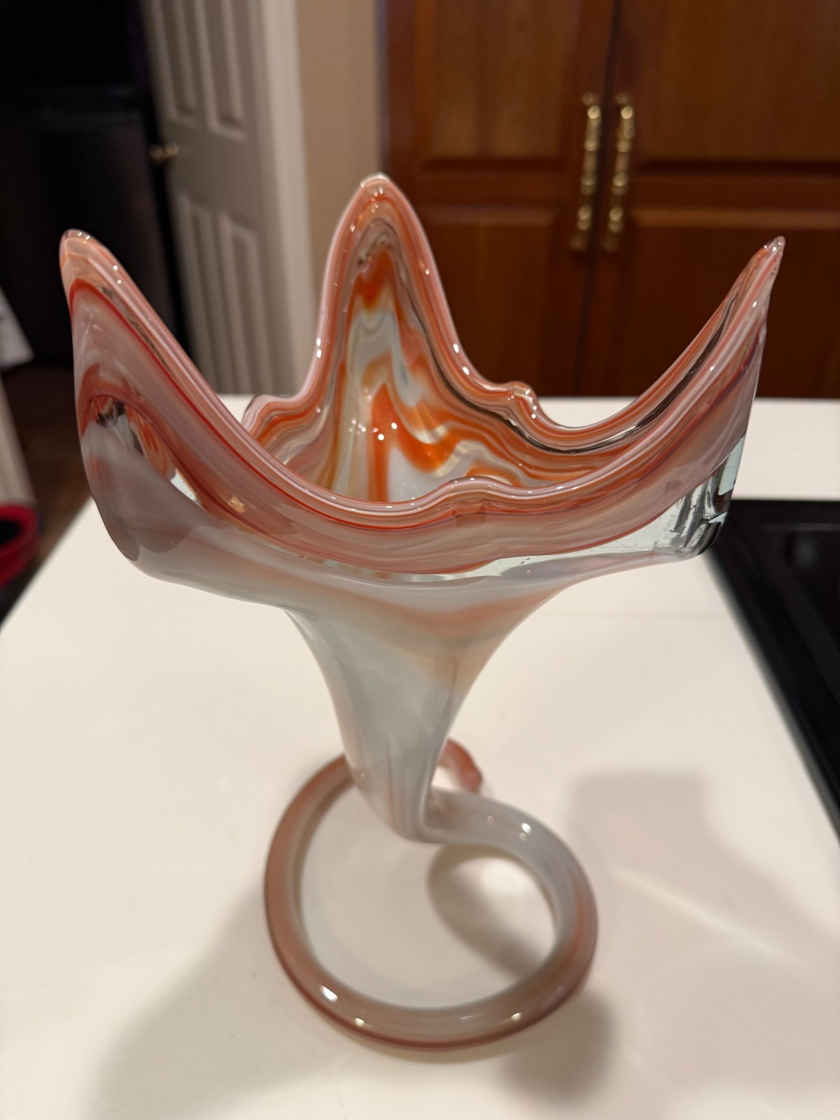 Tulip Glass Vase PINK /WHITE/ CLEAR 12″H X 7″ EACH POINT VERY PRETTY