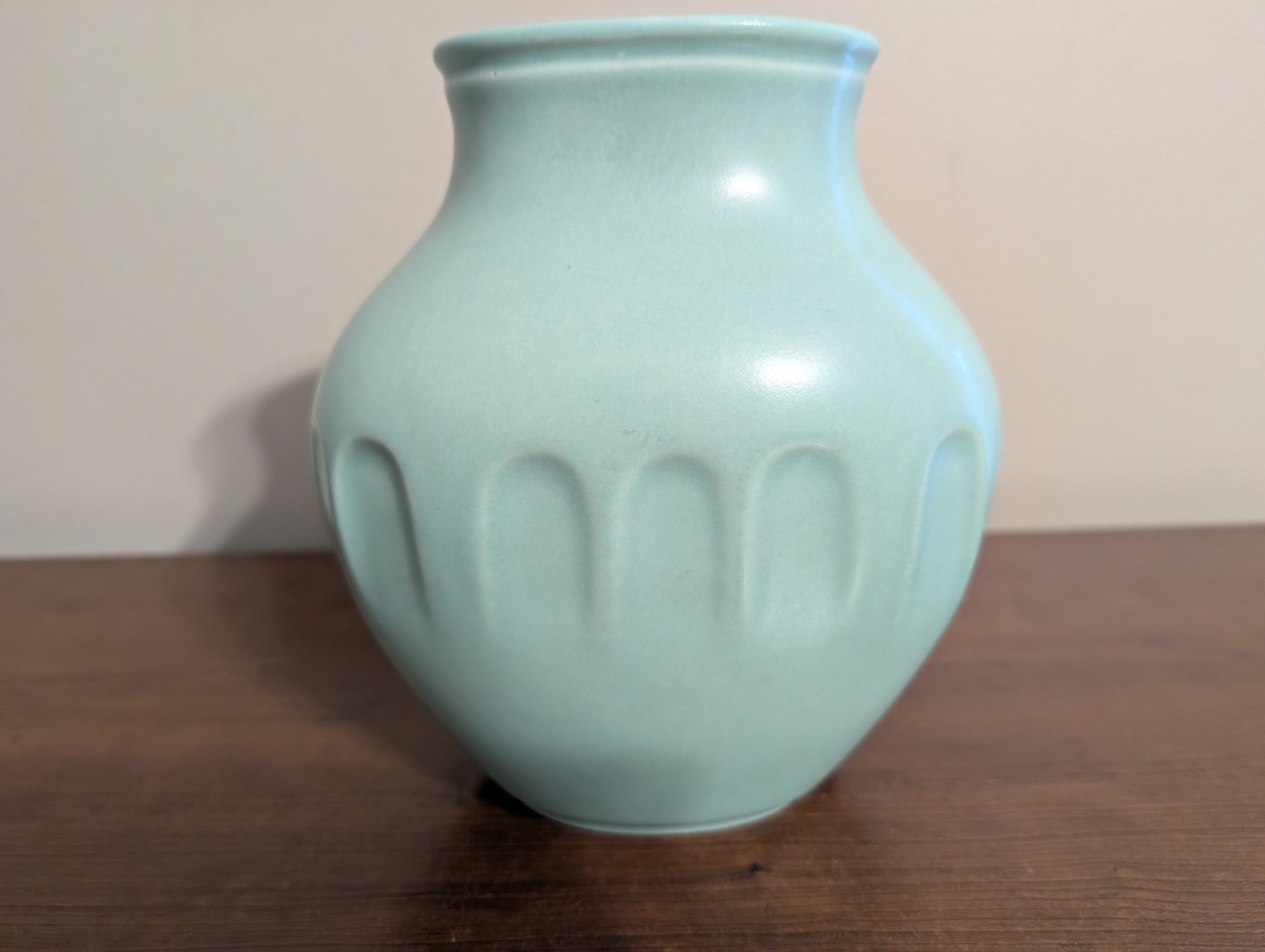 Vintage Hyalyn 311 Pottery Art Deco Matte Pastel Green Oval USA*MCM Vase Signed