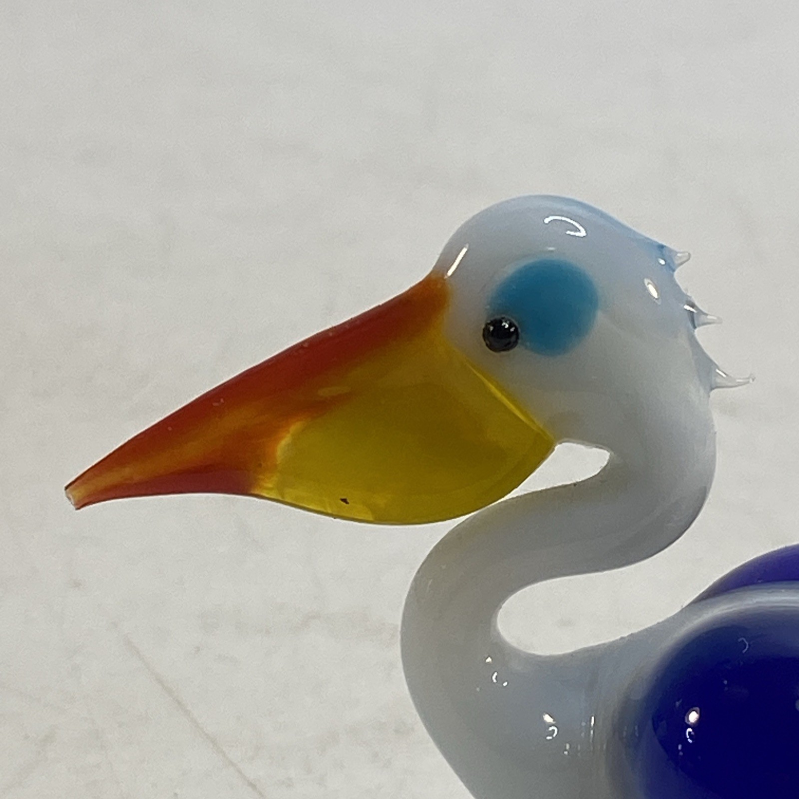 Art Glass Pelican Bird Figurine Hand Blown Vtg Murano Style Blue White 2.5×3.5in