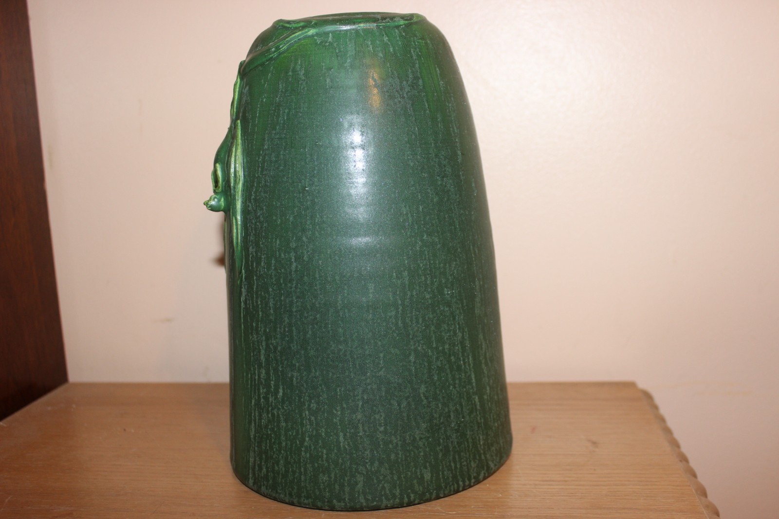 Ephraim Faience Art Pottery Vase Hanging Bat Design Signed By Kevin Hicks