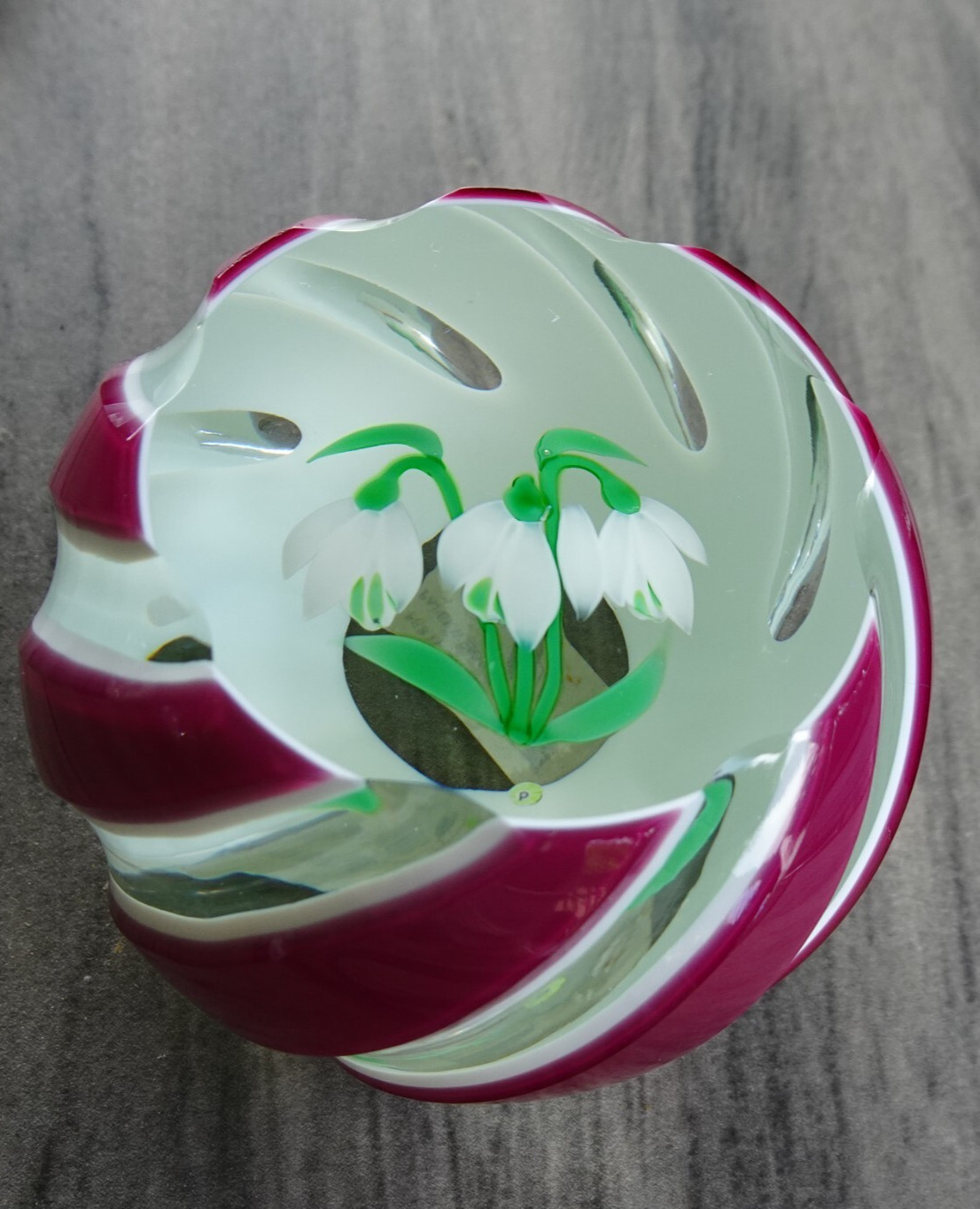 1987B Perthshire Glass Double Overlay Snowdrops Paperweight Red Limited ED