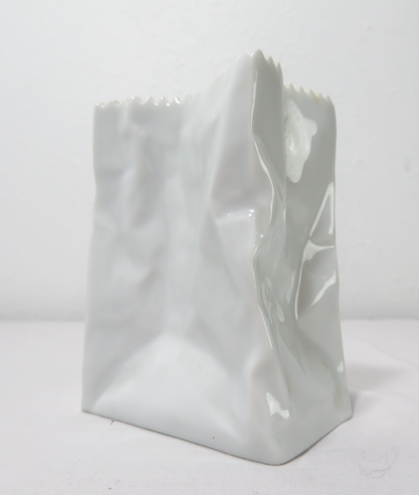 Vintage ROSENTHAL STUDIO LINE Tapio Wirkalla 4″ PAPER BAG VASE Ceramic POP ART