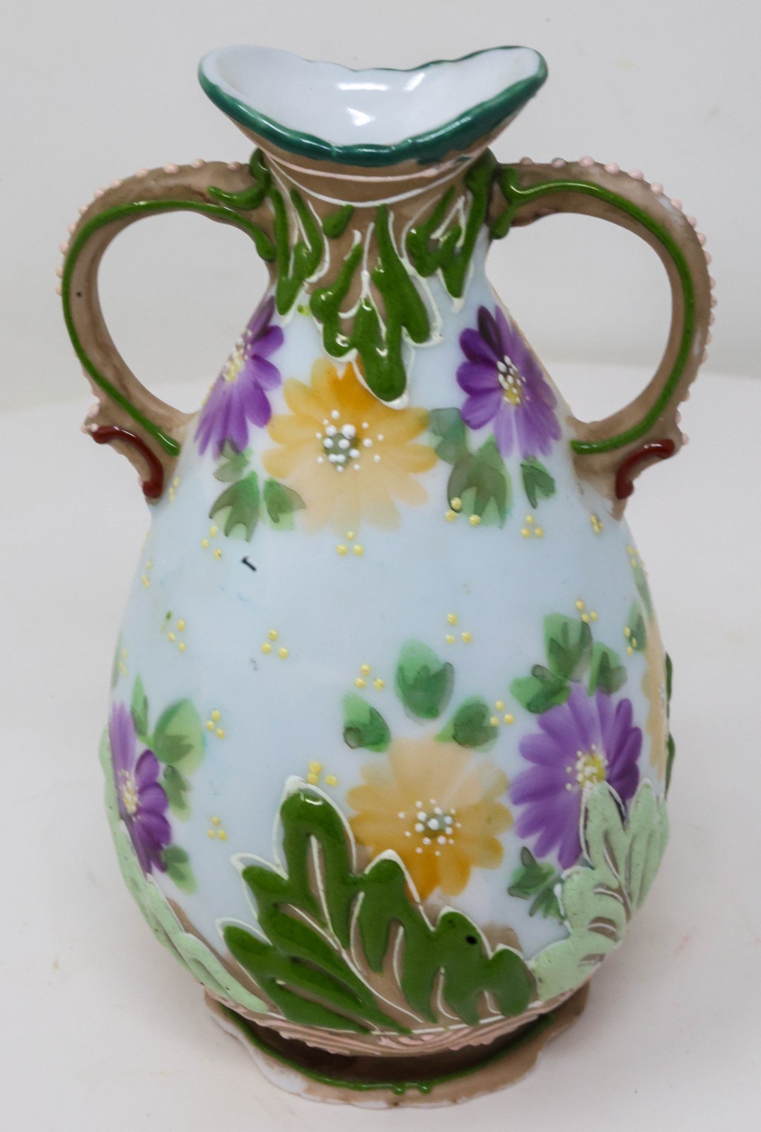 Antique c. 1920 Nippon Moriage Vase 4.5″ T Japan Vintage Very Good Condition