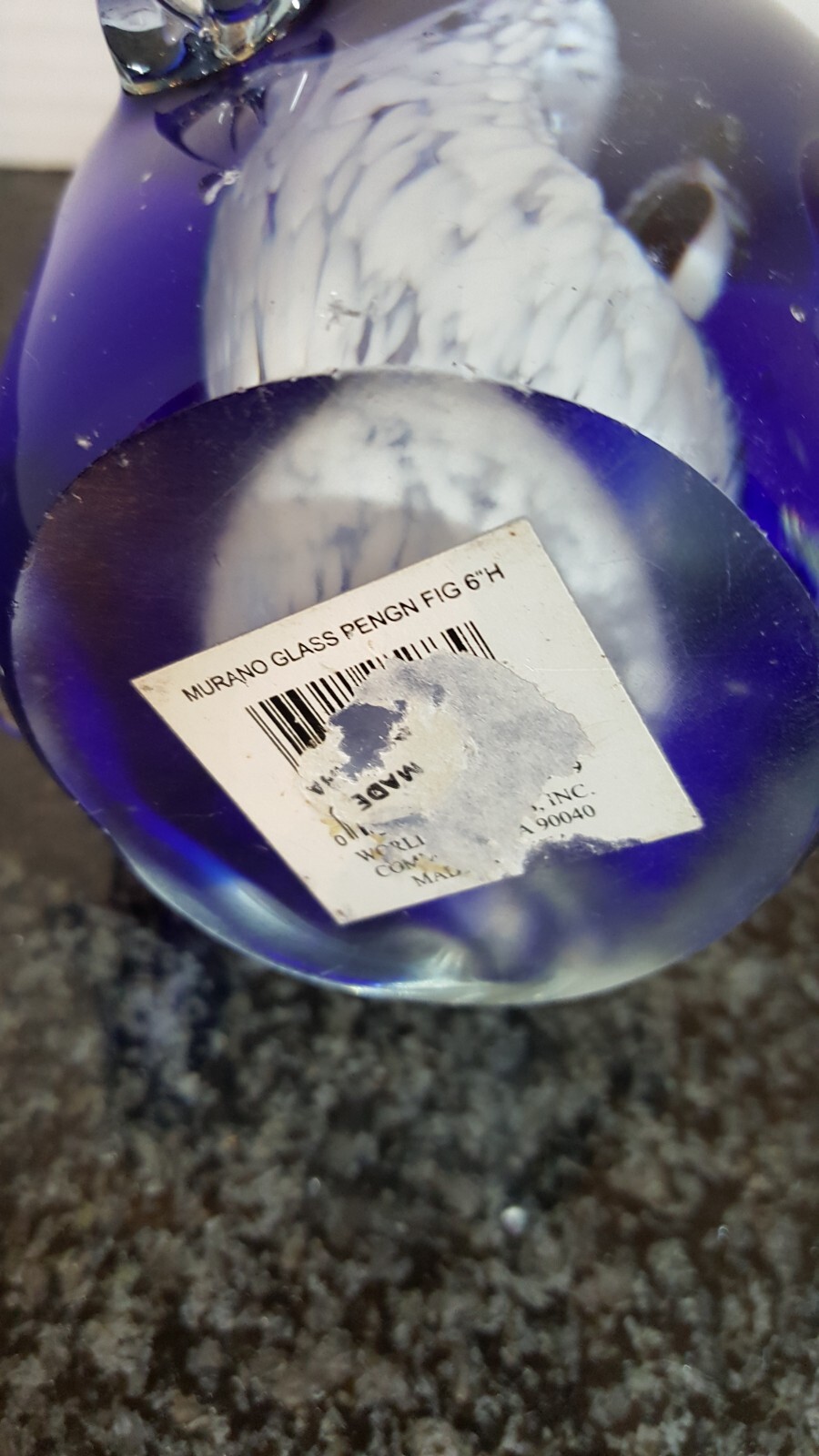 VINTAGE MURANO STYLE COBALT BLUE ART GLASS PENGUON WITH BABY CHICKS – 6″ T – EUC