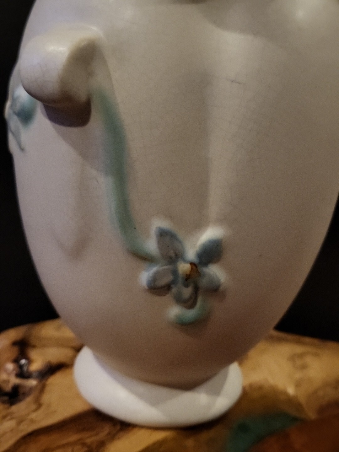 Vintage Weller Art Pottery Bouquet Cream & Robins Egg Blue Floral Vase 8″ B-011