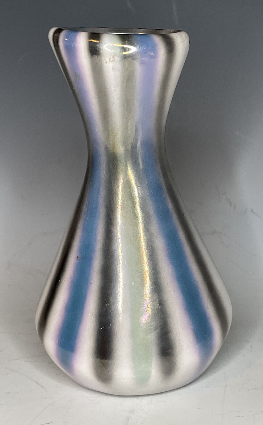 5 3/8″ Vintage Hungarian Pottery Keramia Iparmuvesz Budapest HSZ Stripe Vase