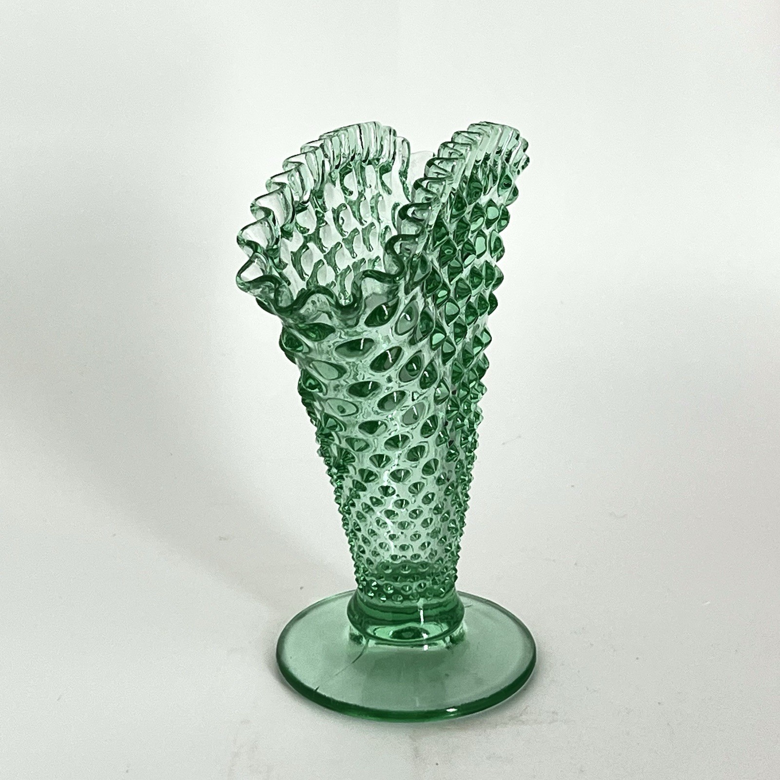 Vintage Fenton Hobnail Green Ruffled 8” Fan Vase MCM Pedestal Base ￼