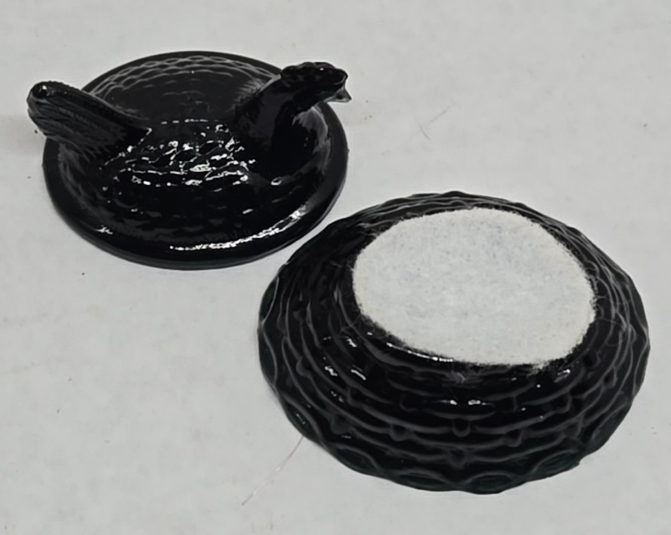 Boyd Hen on Nest Salt Cellar MINI 2″ 148. Bernard Boyd Black 11-6-95 / dark teal