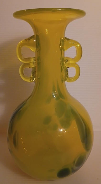 Vintage Hand Blown Yellow Art Glass Vase Cadmium UV Reactive Handles! 8.5″ Tall!