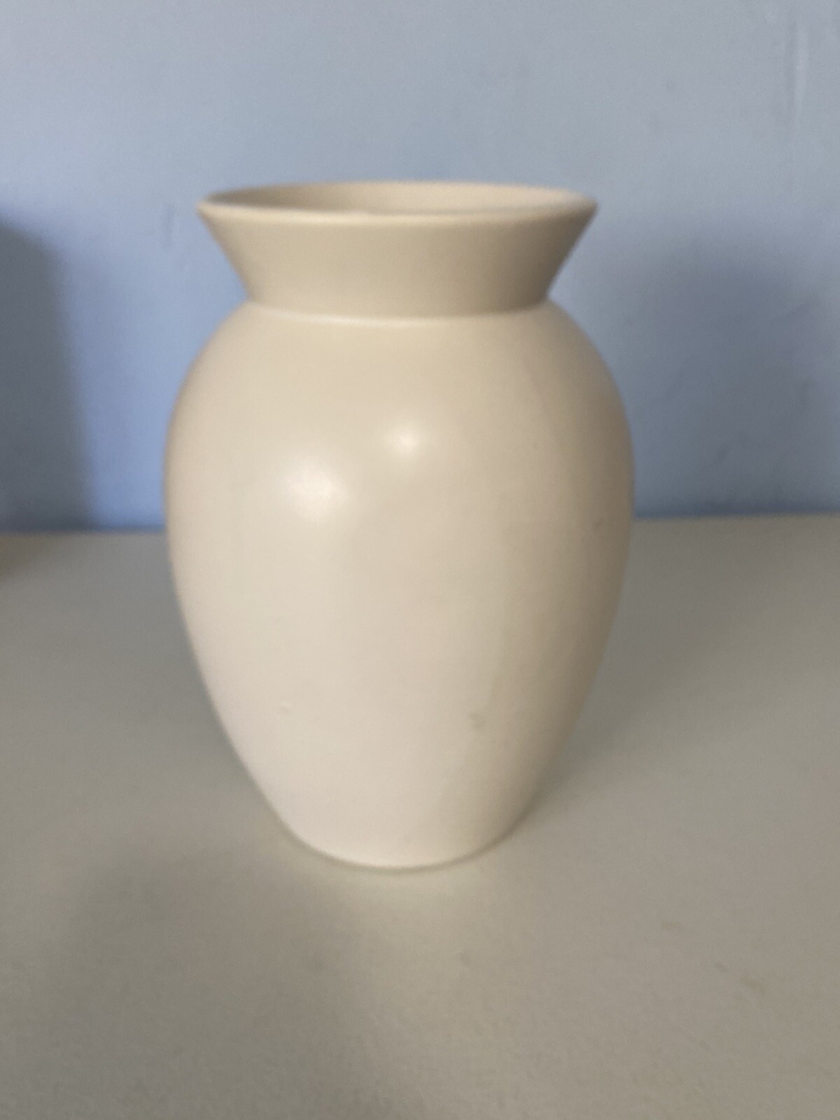 Beautiful white with pink flowers McCoy vase, 9.5 inches