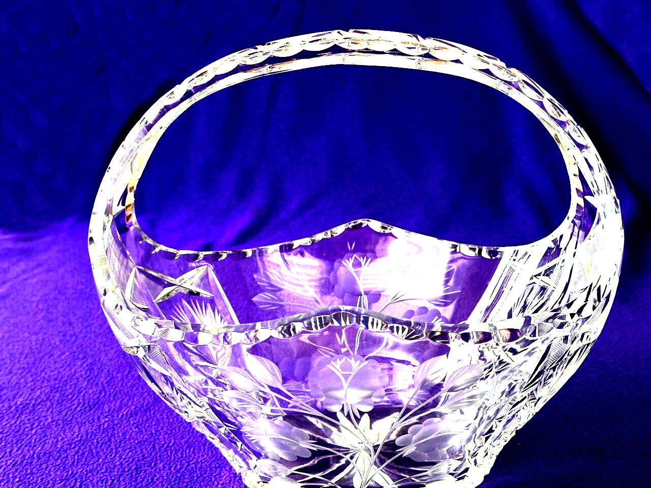 Antique Clear Cut Glass Crystal Basket 10.5″ h x 12″ l x 8.5″ w – ABP 1900-1919