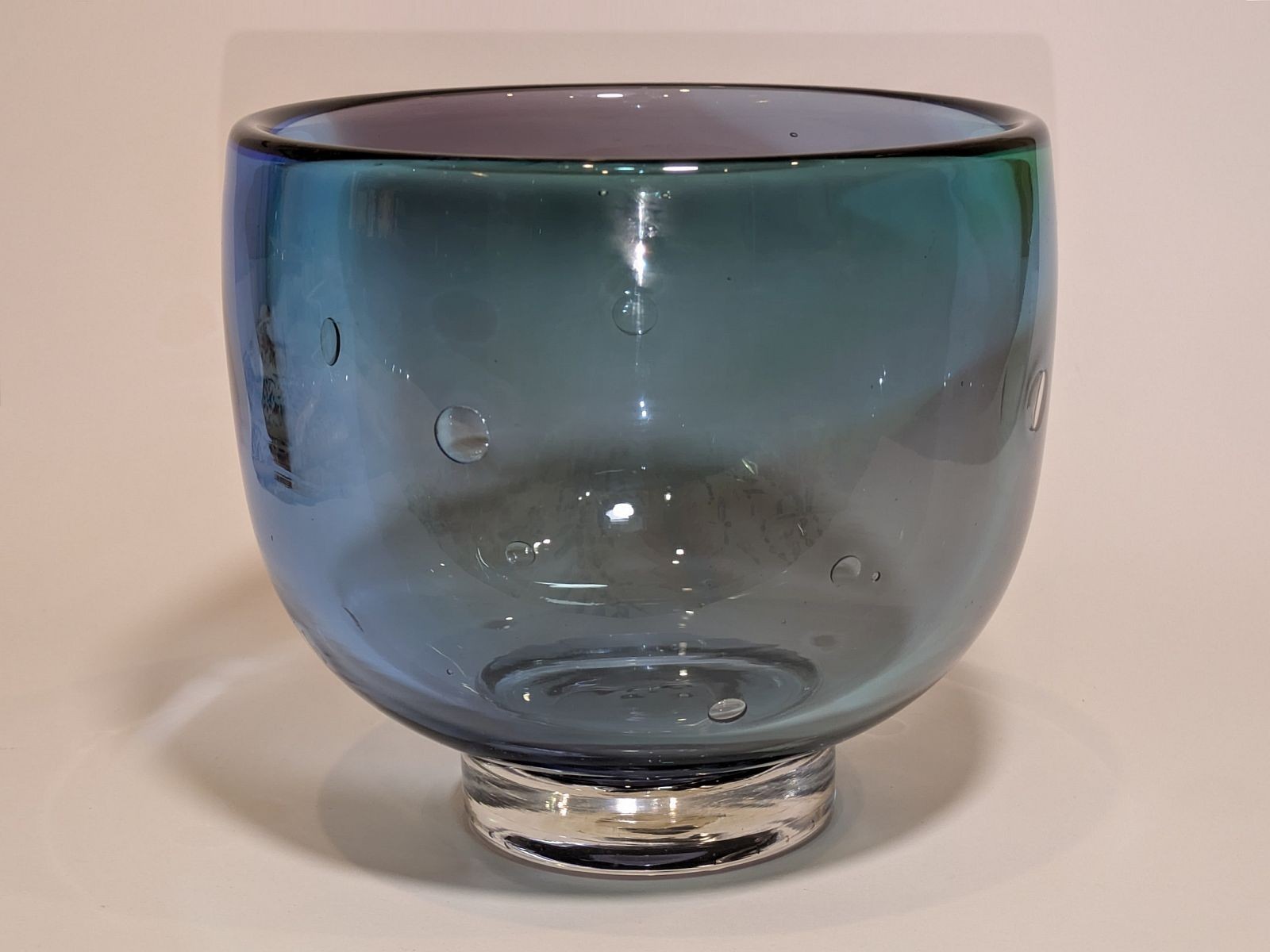 Signed Ole & Marie Hoglund Purple & Green Glass Bowl — NZ Studio Glass Artists