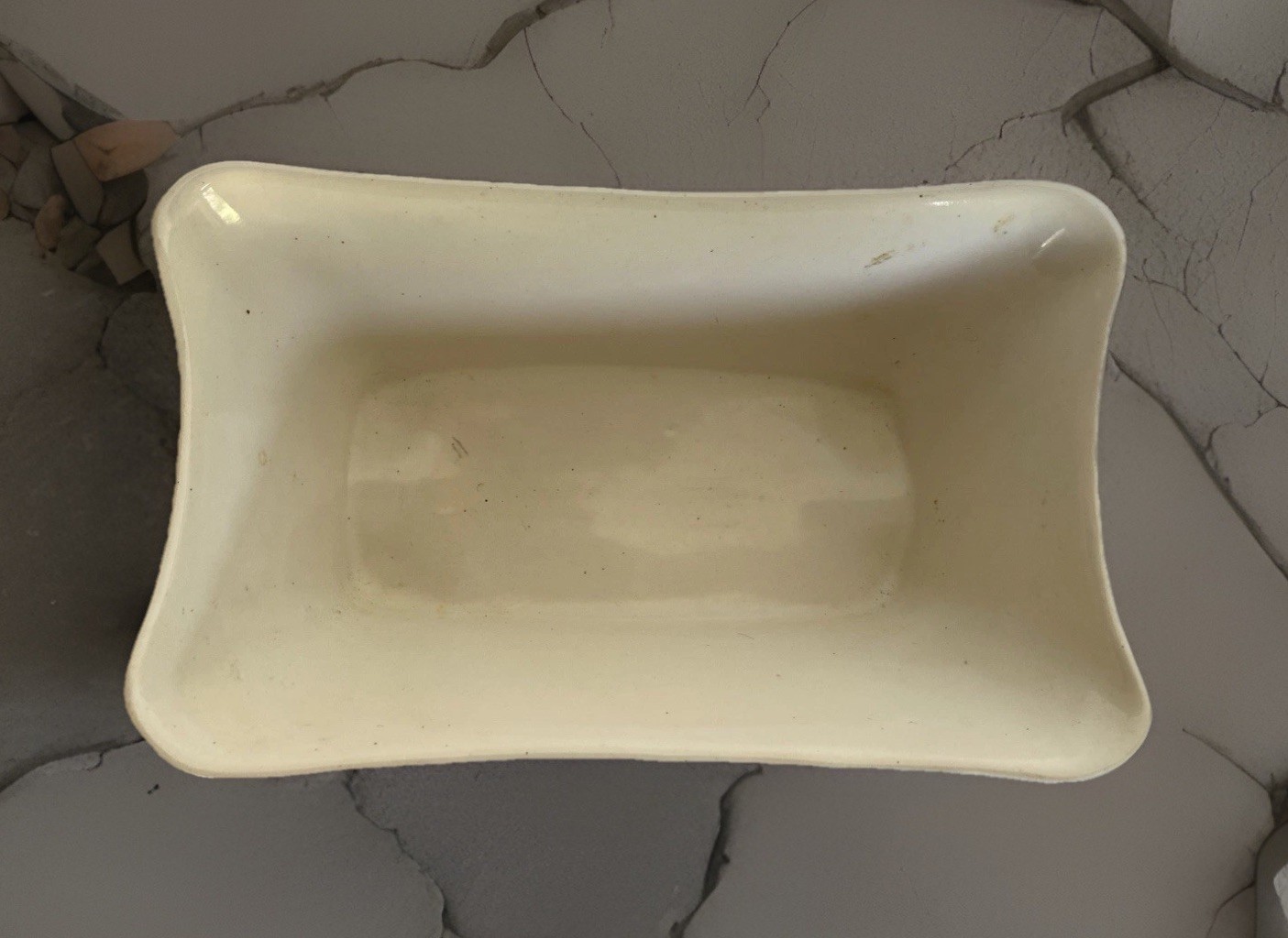 Vintage Mid-Century Modern Shawnee Pottery Basket Weave Planter, 9″ Long