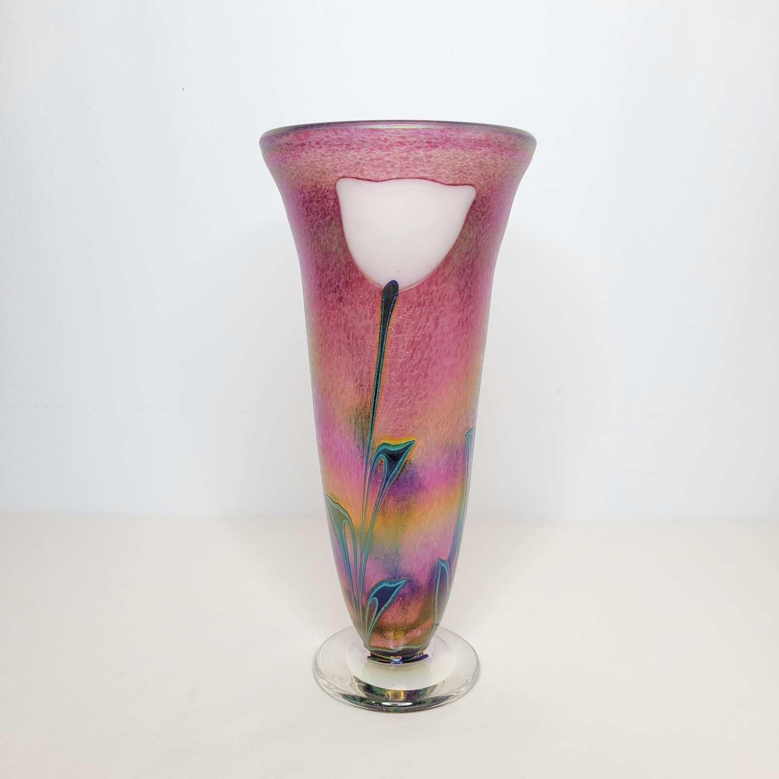 Vintage Robert Held Art Glass Iridescent Tulip Floral Footed Vase 11″ Tall